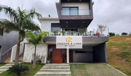 Casa / Sobrado - Condomínio Verana - 4 Dormitórios - 340m²