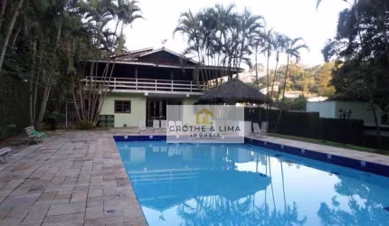 Excelente Sobrado com 4 dormitórios à venda, 900 m² por R$ 2.500.000 - Caputera - Arujá/SP