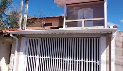 Sobrado com 3 dormitórios à venda, 140 m² por R$ 460.000,00 - Parque Residencial Flamboyant - São José dos Campos/SP
