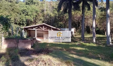 Fazenda com 3 dormitórios à venda, 580800 m² por R$ 1.800.000,00 - Vila Dirce - São José dos Campos/SP
