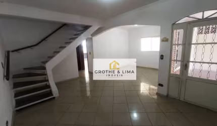 Sobrado com 3 dormitórios à venda, 320 m² por R$ 636.000,00 - Jardim Torrão de Ouro - São José dos Campos/SP