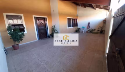Casa com 2 dormitórios à venda, 170 m² por R$ 424.000,00 - Parque São Francisco - Guaratinguetá/SP