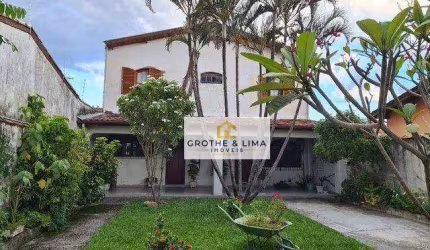 Sobrado com 4 dormitórios à venda, 181 m² - Crispim - Pindamonhangaba/SP
