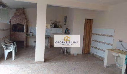 Sobrado com 4 dormitórios à venda, 200 m² por R$ 325.000,00 - Parque São Cristóvão - Taubaté/SP