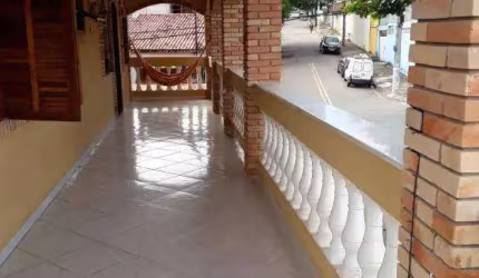 Sobrado com 4 dormitórios à venda, 190 m² por R$ 583.000,00 - Putim - São José dos Campos/SP