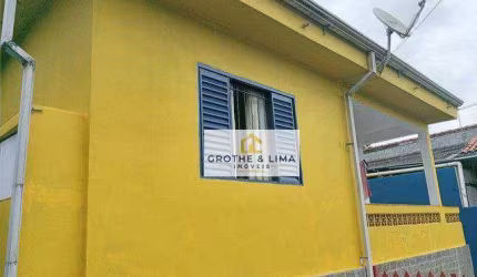 Casa com 3 dormitórios à venda, 250 m² por R$ 330.000,00 - Vila Paiva - São José dos Campos/SP