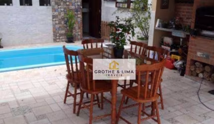 Casa com 2 dormitórios à venda, 240 m² por R$ 390.000,00 - Residencial Santa Paula - Jacareí/SP