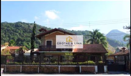OPORTUNIDADE -LINDA CASA ASSOBRADADA FRENTE A PRAIA DA COCANHA - CARAGUATATUBA -SP