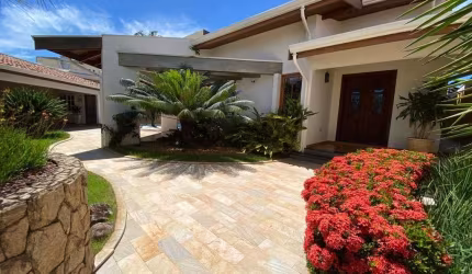 CASA ALTO PADRÃO EM SÃO JOÃO DA BOA VISTA/SP