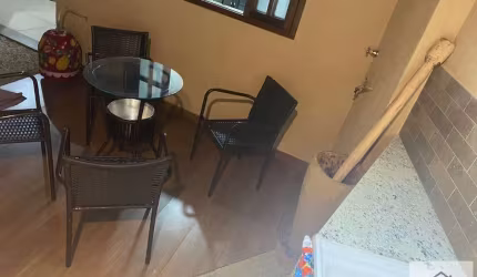CASA COM PISCINA NO PEREQUE AÇU A 300 MTS DA ORLA