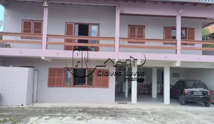 Casa com 3 quartos à venda na Praia de Fora, Palhoça  por R$ 640.000
