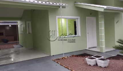 Casa com 3 quartos à venda no Madri, Palhoça  por R$ 585.000