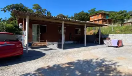 Casa com 3 quartos à venda na Praia de Fora, Palhoça  por R$ 297.000