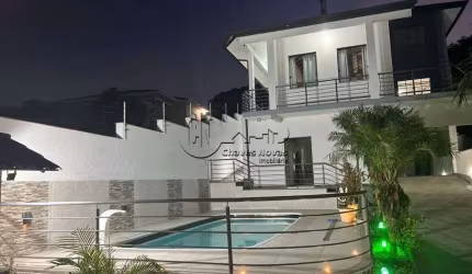 Casa com 3 quartos à venda no Aririu, Palhoça  por R$ 1.500.000