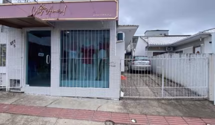 Casa com 3 quartos à venda na Bela Vista, Palhoça  por R$ 550.000