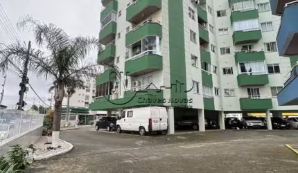 Apartamento com 2 quartos à venda no Pagani, Palhoça  por R$ 380.000