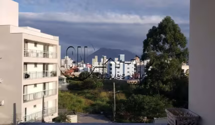 Apartamento com 3 quartos à venda no Pagani, Palhoça  por R$ 550.000