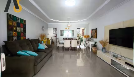 Casa com 3 dormitórios à venda, 130 m² por R$ 470.000,00 - Freguesia de Jacarepaguá - Rio de Janeiro/RJ