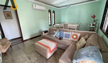 Excelente casa 5 quartos na Freguesia!
