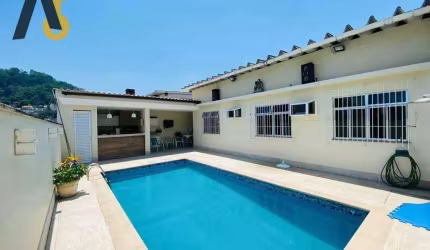Casa com 4 dormitórios à venda, 295 m² por R$ 998.000,00 - Freguesia de Jacarepaguá - Rio de Janeiro/RJ