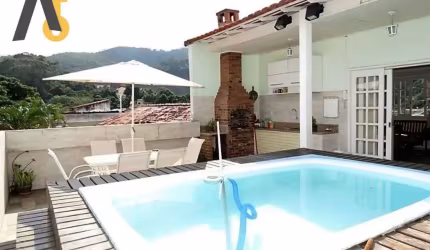 Casa com 3 dormitórios à venda, 167 m² por R$ 1.115.000 - Freguesia de Jacarepaguá - Rio de Janeiro/RJ