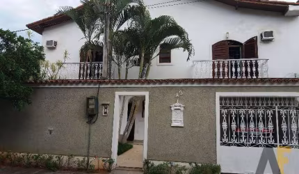 Freguesia - excelente casa - duplex - 3 amplas suítes - OPORTUNIDADE.