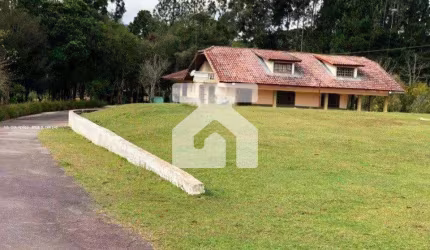 Chácara para Venda em Lapa, Lapa, 3 dormitórios, 2 suítes, 2 banheiros, 3 vagas