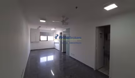 Sala comercial à venda na Professor Noé de Azevedo, Vila Mariana, São Paulo por R$ 350.000