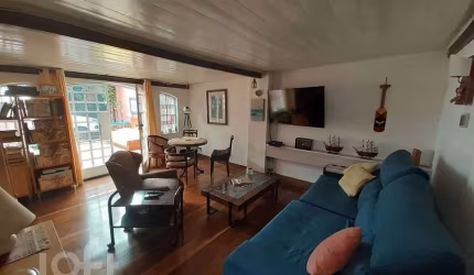 Casa em condomínio fechado com 3 quartos à venda na Rua Acarapé, Saúde, São Paulo por R$ 1.500.000