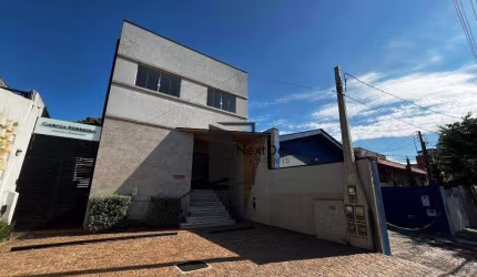 Prédio Comercial para venda e aluguel em Jardim Guanabara de 320.00m² com 2 Garagens