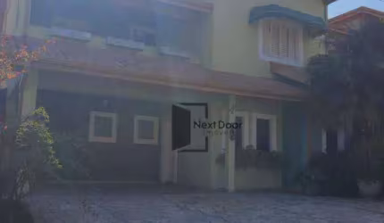 Casa de Condomínio para venda em Roncáglia de 220.00m² com 3 Quartos, 1 Suite e 4 Garagens