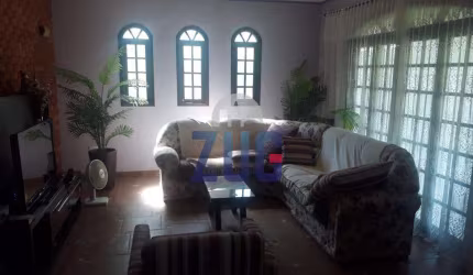 Chácara à venda em Valinhos, Vale Verde, com 3 quartos, com 1340 m²