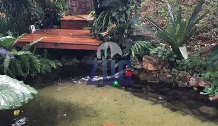 Sobrado à venda em Valinhos, Jardim Soleil, com 4 suítes, com 538 m², Condomínio Chácara Flora