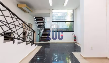 Casa à venda em Campinas, Cambuí, com 1 suíte, com 245 m²