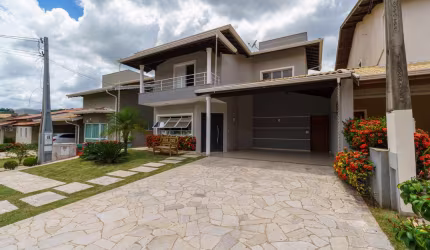 Casa à venda em Valinhos, Ortizes, com 3 quartos, com 239 m², Villagio San Marino