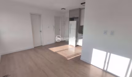 Apartamento à venda no Cambuci com vaga Mude já- R$ 300mil
