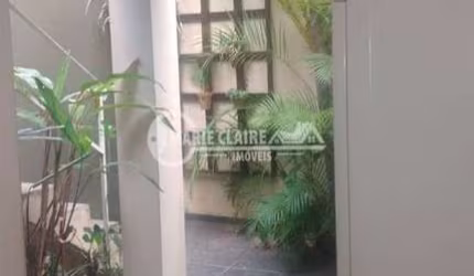 Sobrado à venda em Alto de Pinheiros - R$ 1.180.000,00