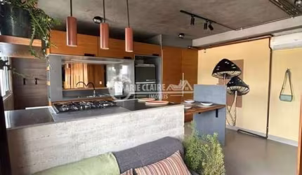 Apartamento mobiliado com vaga à venda na Vila Leopoldina