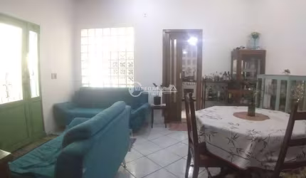 Ótima casa para Venda na Lapa de Baixo