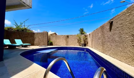 Casa para Venda em Lauro de Freitas, Vilas do Atlântico, 4 dormitórios, 2 suítes, 3 banheiros, 4 vagas