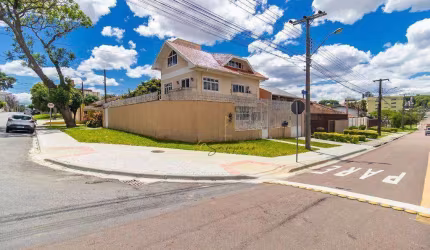 Sobrado com 3 dormitórios para alugar, 251 m² por R$ 5.068/mês -  Rua Paraíba, 3044 Guaíra - Curitiba/PR