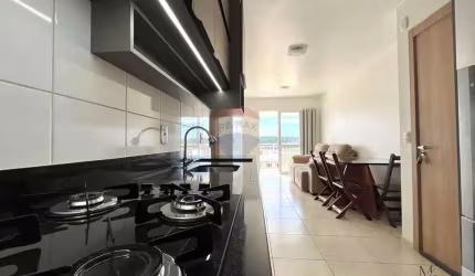 Apartamento com dois Quartos, Sacada e Churrasqueira