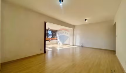 Apartamento no Centro 136m² - 03 Dormitórios - 01 Suíte - 02 Vagas
