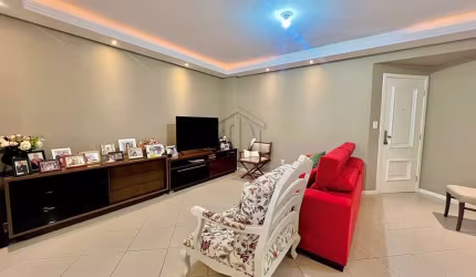 Apartamento Padrão à venda no bairro Campinas em São José/SC