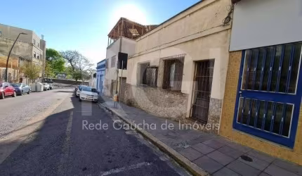 Casa 2 Dormitório(s) Bairro Centro Histórico