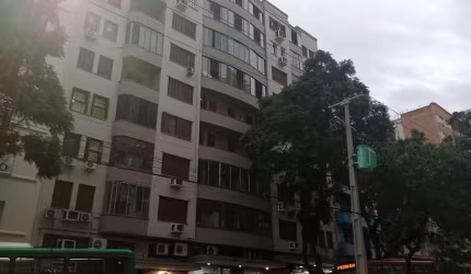 Apartamento com 3 quartos à venda na Avenida Borges de Medeiros, Centro Histórico, Porto Alegre, 112 m2 por R$ 469.000