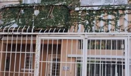 Casa comercial à venda na Rua Miguel Tostes, Rio Branco, Porto Alegre, 400 m2 por R$ 989.000