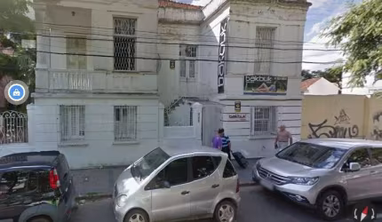Casa 5 Dormitório(s) Bairro Bom Fim