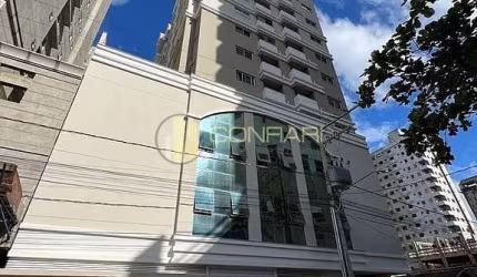 Apto 02 Dorm, sendo 1 Suíte e 1 Vaga!