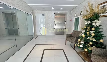Amplo apartamento no coração da Meia Praia